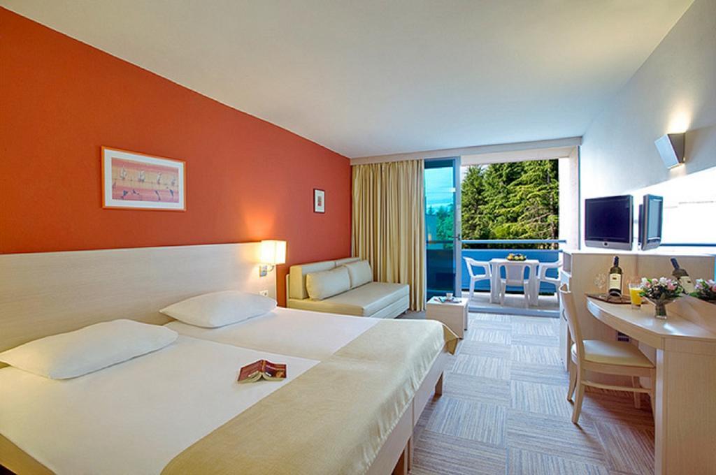 Sunny Porec By Valamar, Ex Crystal Ngoại thất bức ảnh