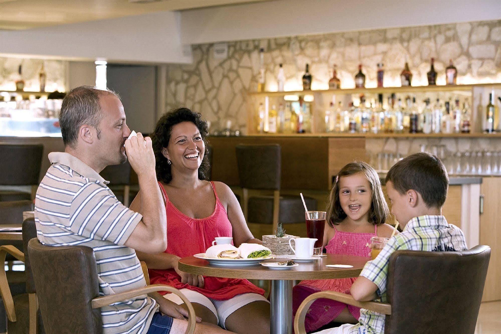 Sunny Porec By Valamar, Ex Crystal Ngoại thất bức ảnh